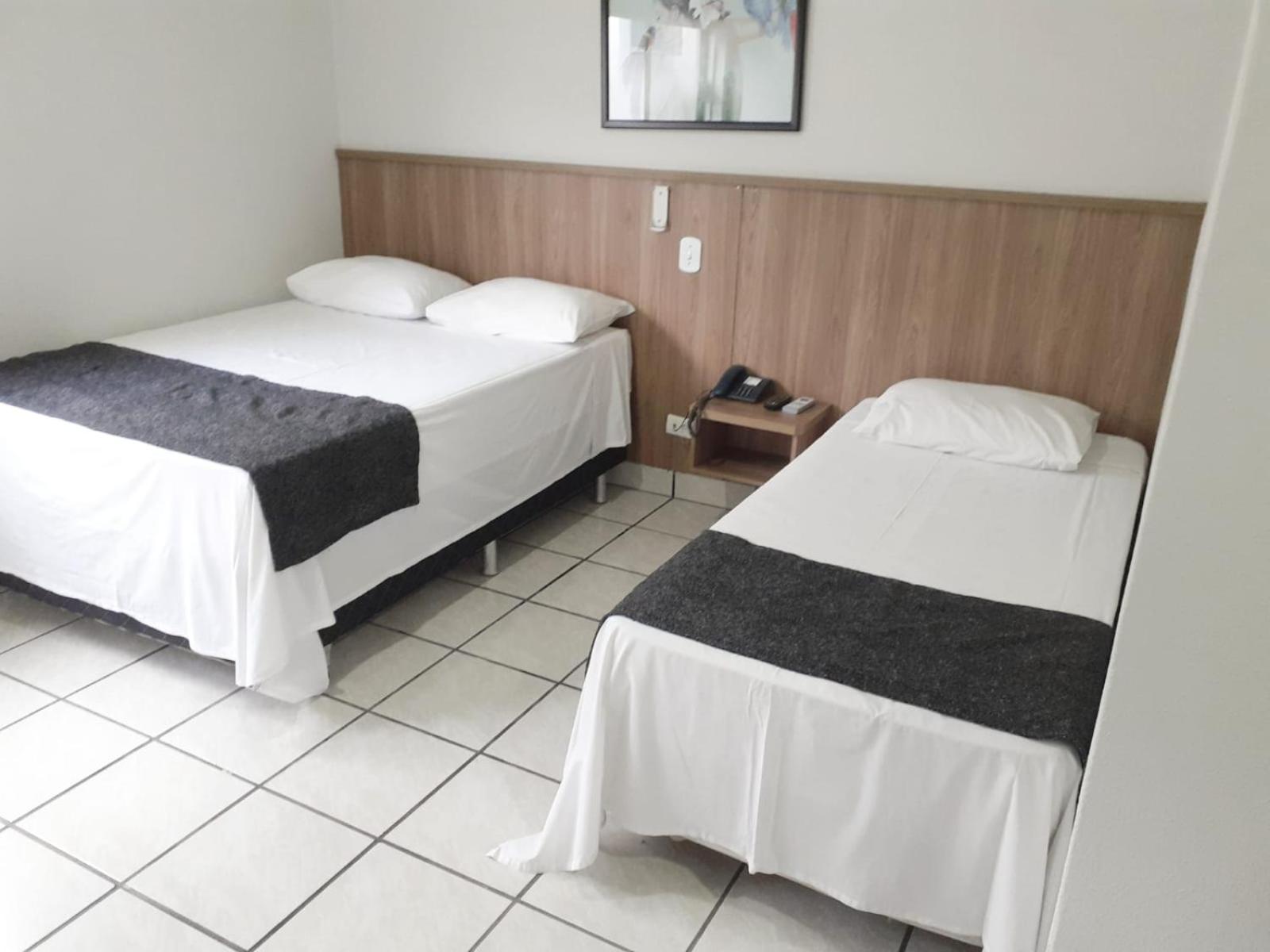 Rio Claro Plaza Hotel Exterior photo